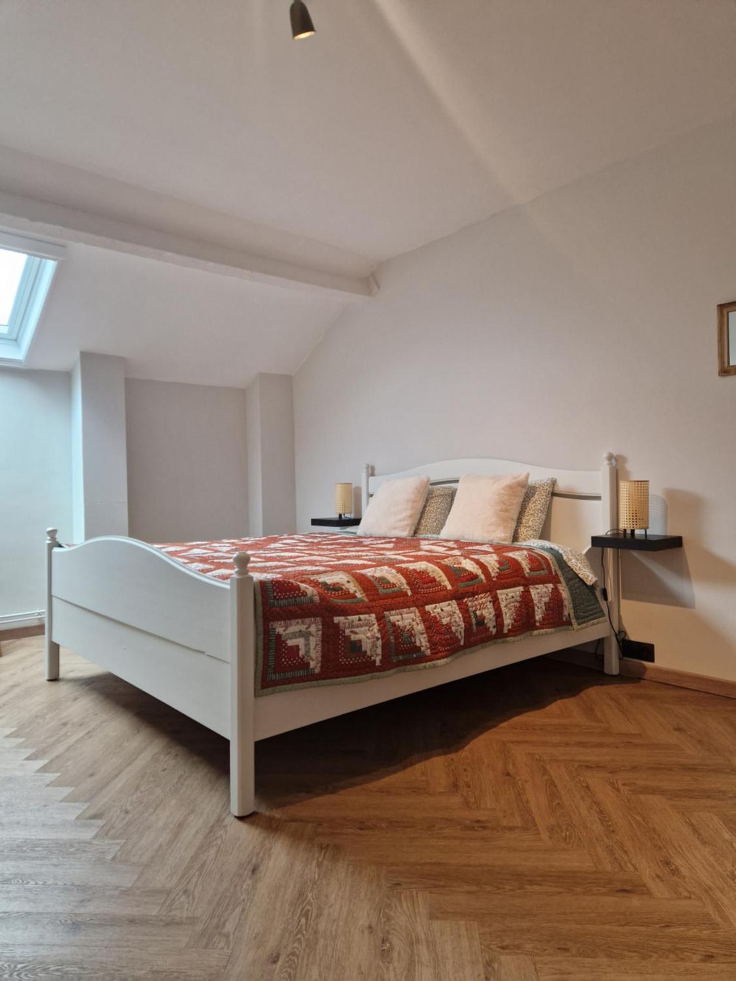 Habitat Panzió Momignies Kültér fotó