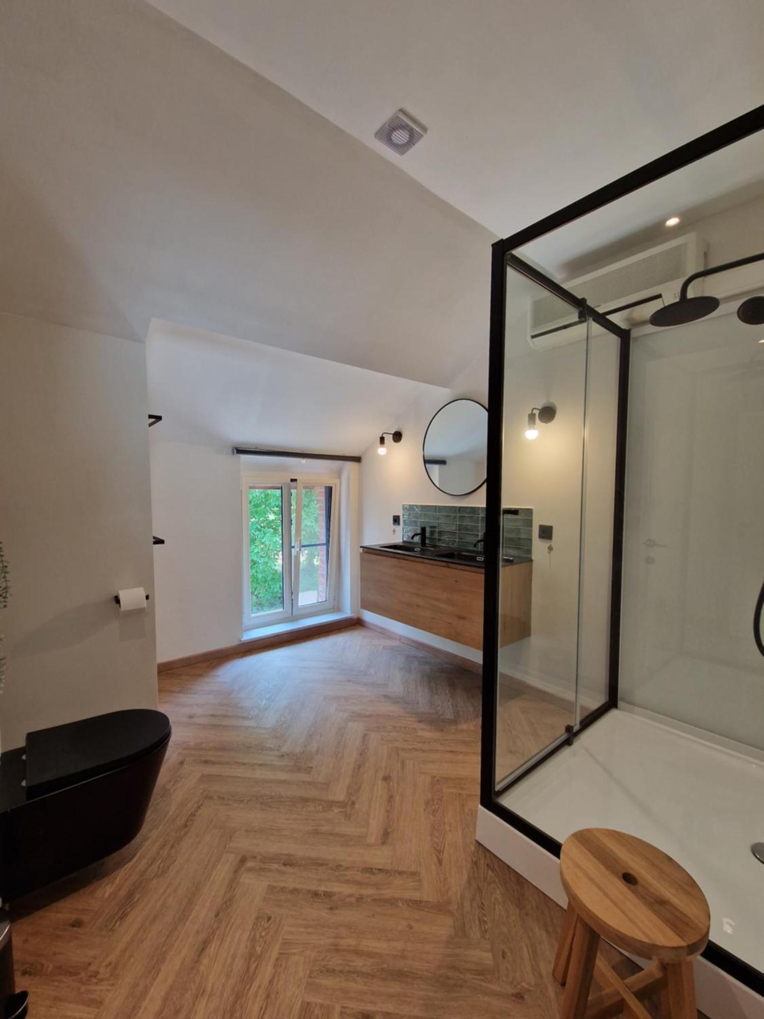 Habitat Panzió Momignies Kültér fotó