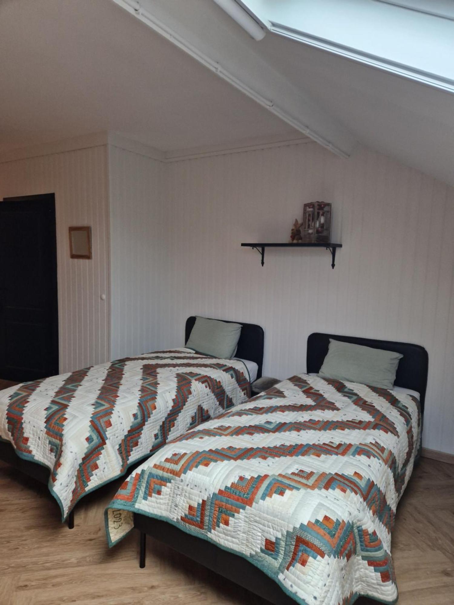 Habitat Panzió Momignies Kültér fotó